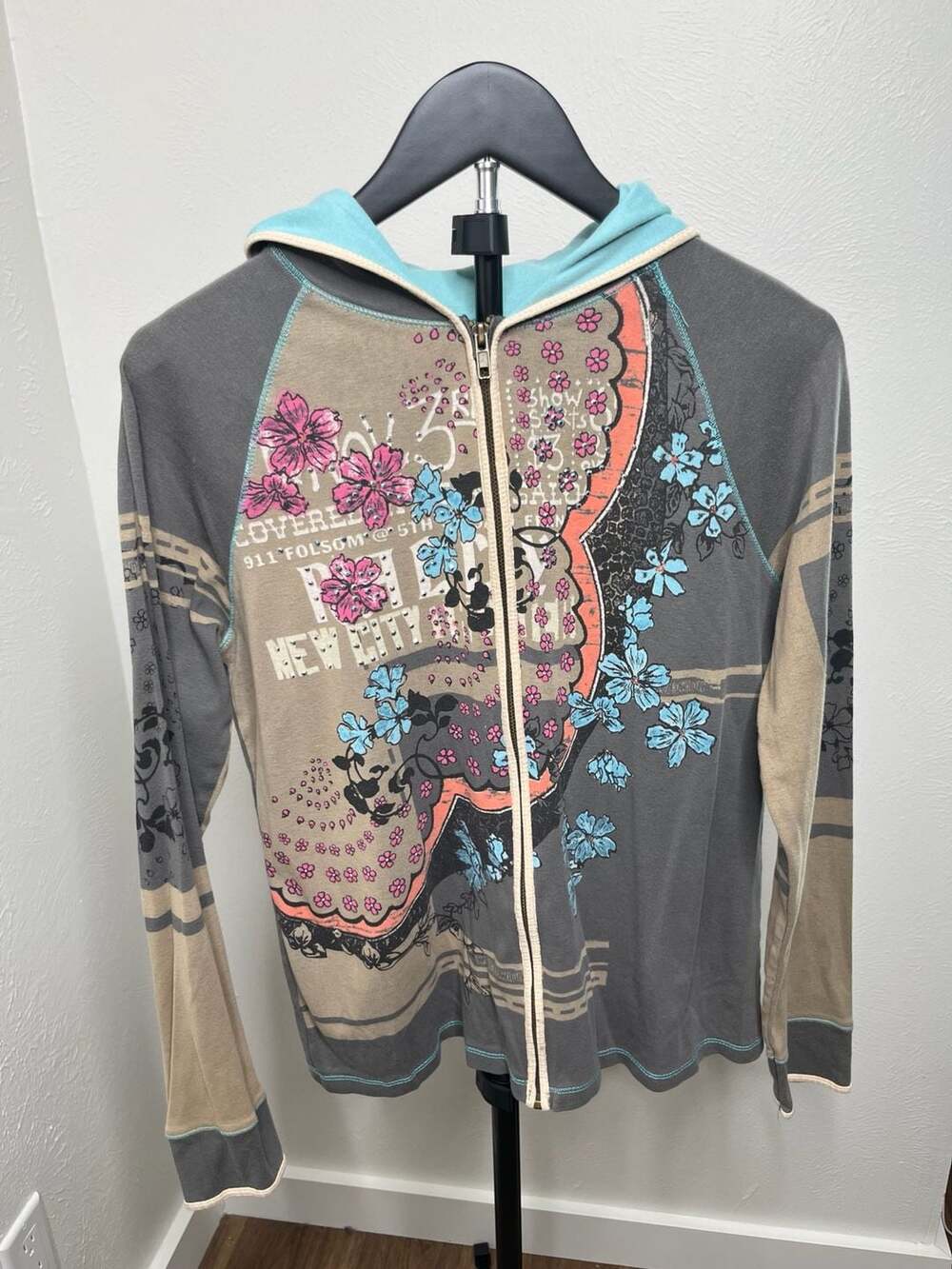 Womenβs Casual Sweatshirt